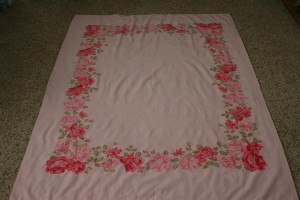 vintage pink roses tablecloth 2