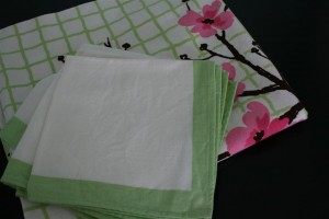 vintage tablecloth with napkins