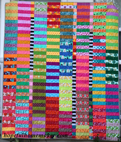 Color Stack quilt at hopefulhomemaker.com