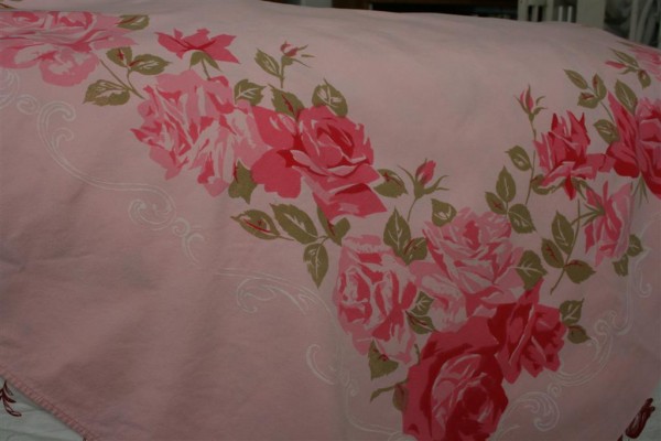 vintage pink roses tablecloth