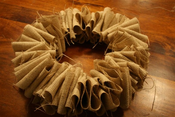 burlap wreath 2