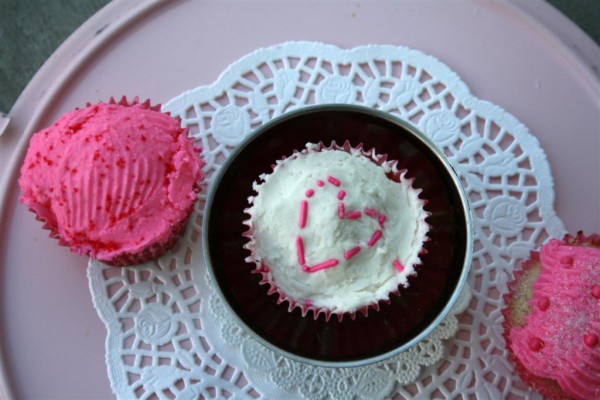 heart cupcake
