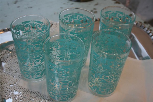 5 vintage aqua glasses