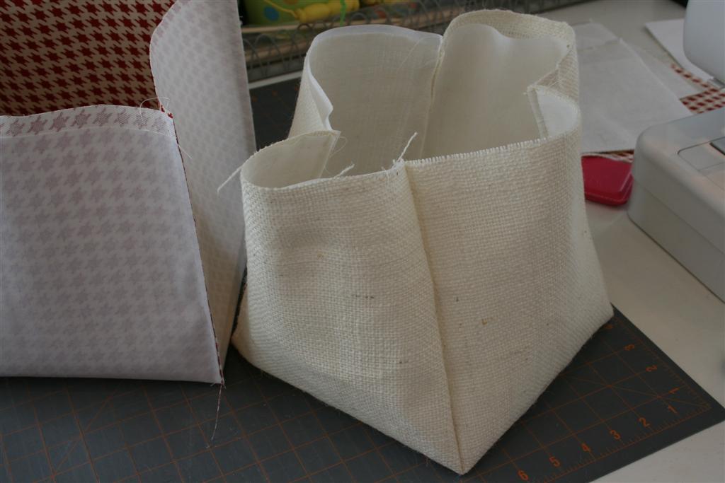 DIY Fabric Storage Bin Tutorial 